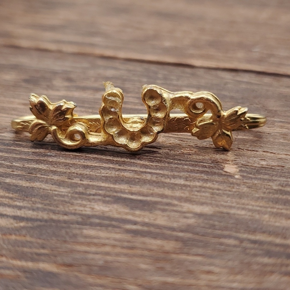Vermeil equestrian brooch B676